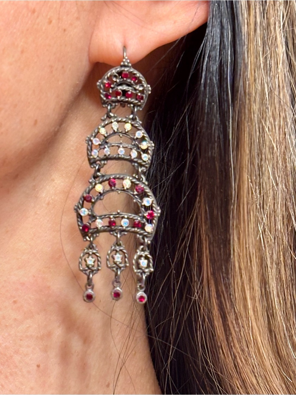Vintage-Style Dangle Earrings with Red and Iridescent Stones